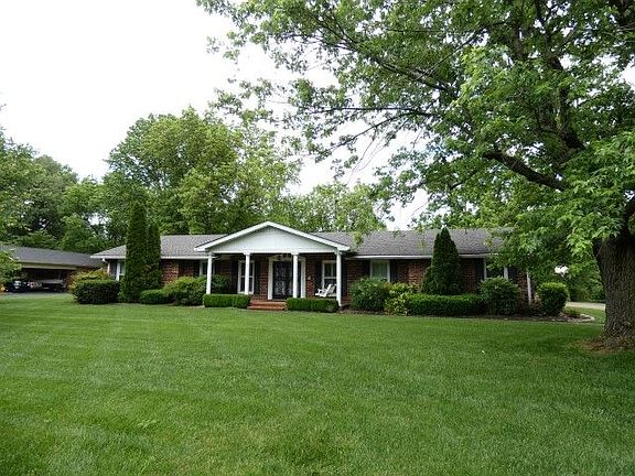 2nd image of 311 Grandview Dr