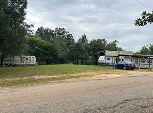 906 County Road 2121, Pittsburg, TX 75686