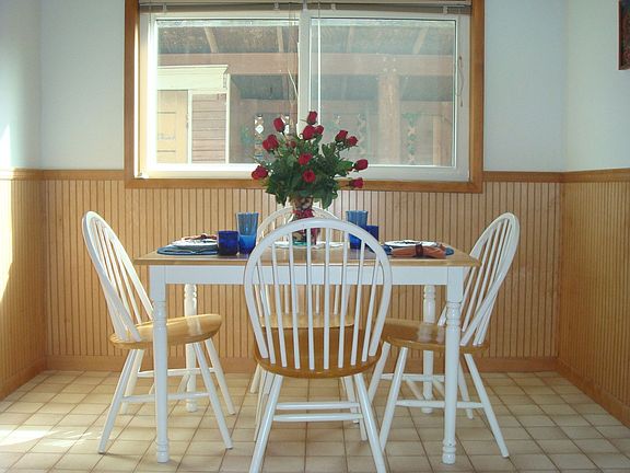 Bright eating area in the kitchen