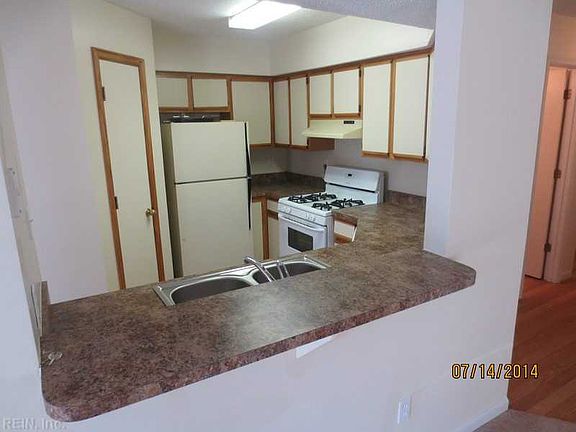2nd image of 12804 Daybreak Cir
