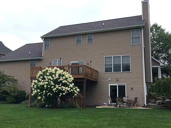 3rd image of 495 Village Springs Dr SE