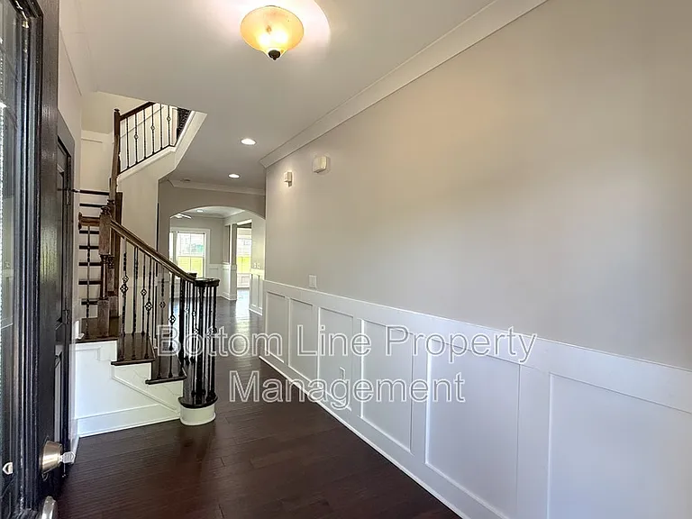 2507 Alyssa Ln — Photo 3