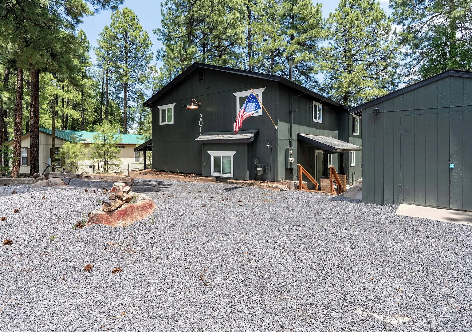 2013 E Sierra Pine Loop — Photo 1