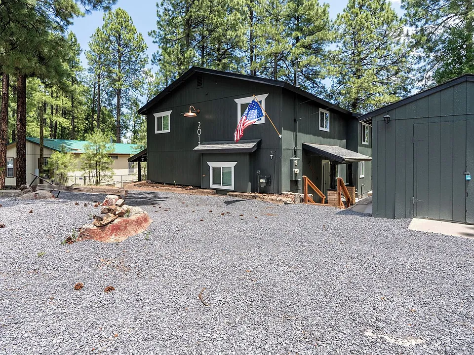 2013 E Sierra Pine Loop