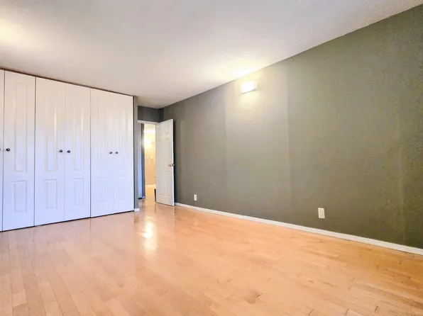 118-18 Union Turnpike image 18 of 29