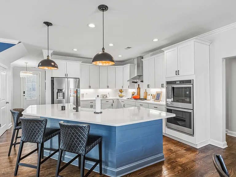 615 Berkmans Ln — Photo 29