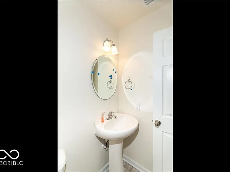 5606 Beale St — Photo 16