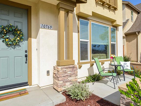 2nd image of 10769 Delphinium Dr
