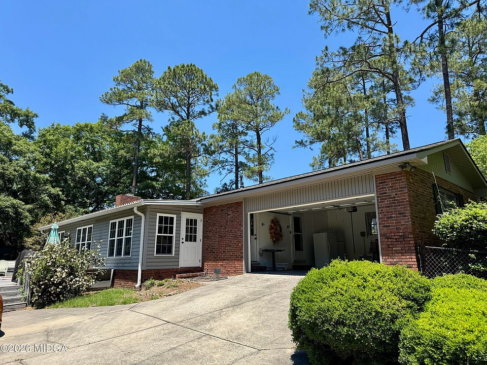 2nd image of 8342 Redding Way