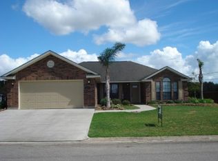 2317 Phoenix Dr, Bay City, TX 77414