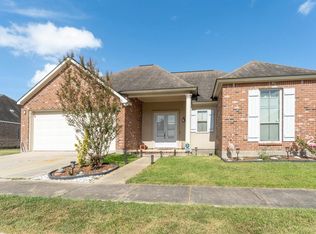 6556 Cameren Oaks Dr, Baton Rouge, LA 70817