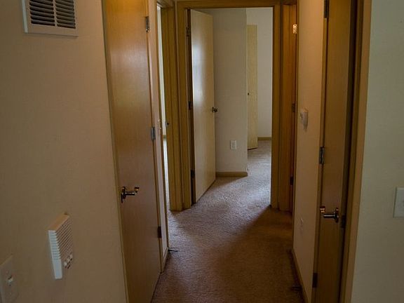 5th image of 5034-5038-5042 Siggelkow Rd #101