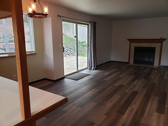 5th image of 3617 S 284th Pl