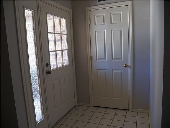 Foyer with coat closet
