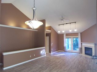 3411 Darbyshire Dr, Dayton, OH 45440