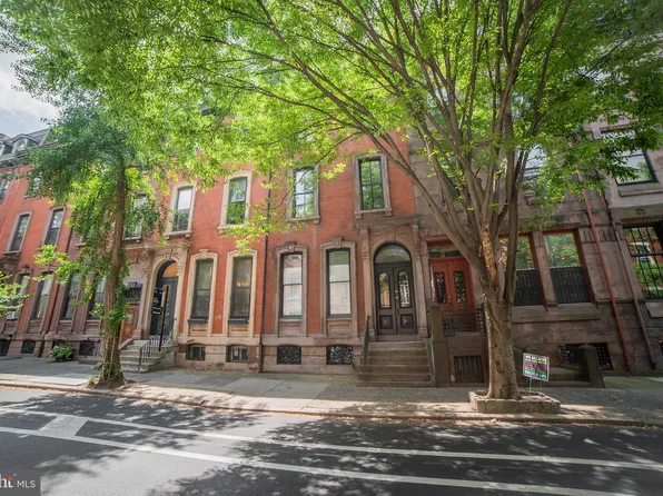 2124 Spruce St APT 2R, Philadelphia, PA 19103