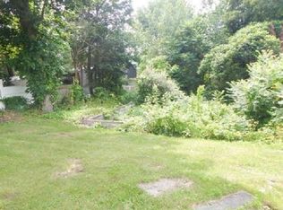 5 James Dr, Putnam Valley, NY 10579
