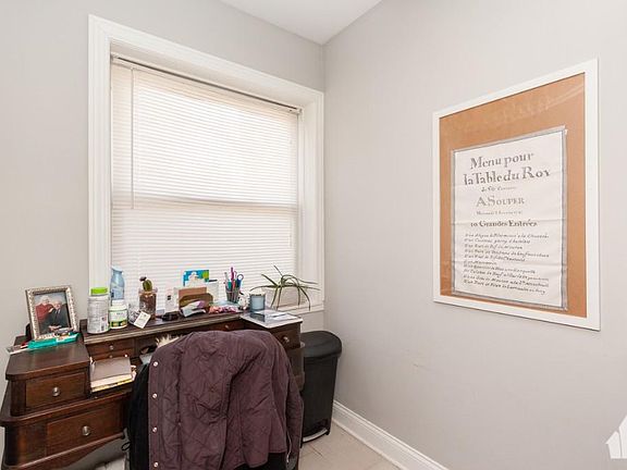 5th image of 3511 N Damen Ave #B3