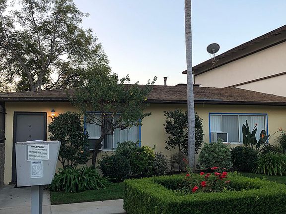 2nd image of 1537 Palm Ave APT A