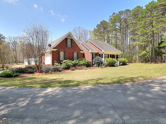 2nd image of 452-452 Mount Vernon Rd