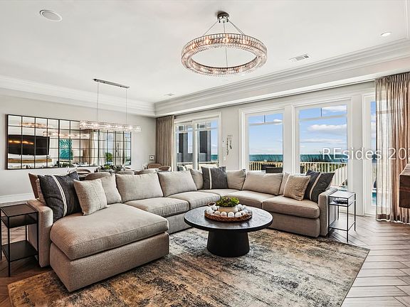 4th image of 19 Singleton Beach Pl
