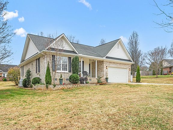 2nd image of 2572 Farrell Rd