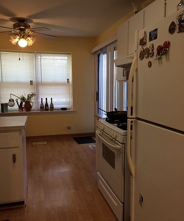 4th image of 2700 Northampton Dr APT D1
