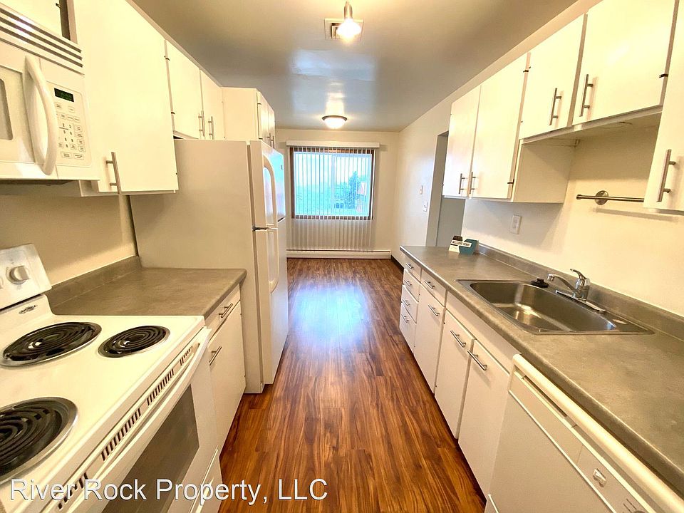 816820 24th Ave S Apartments Moorhead, MN Zillow
