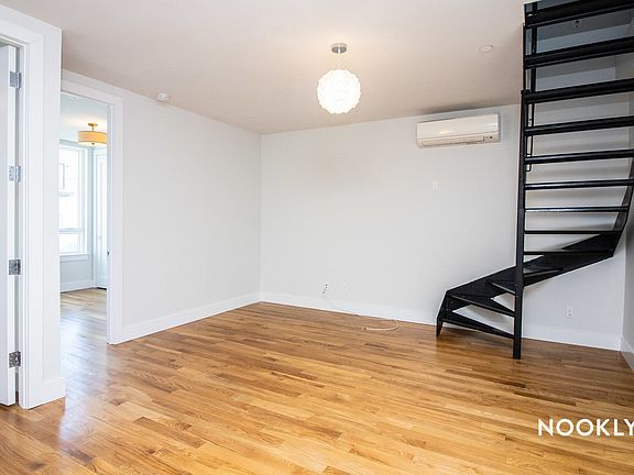 2nd image of 22 Melrose St #5B