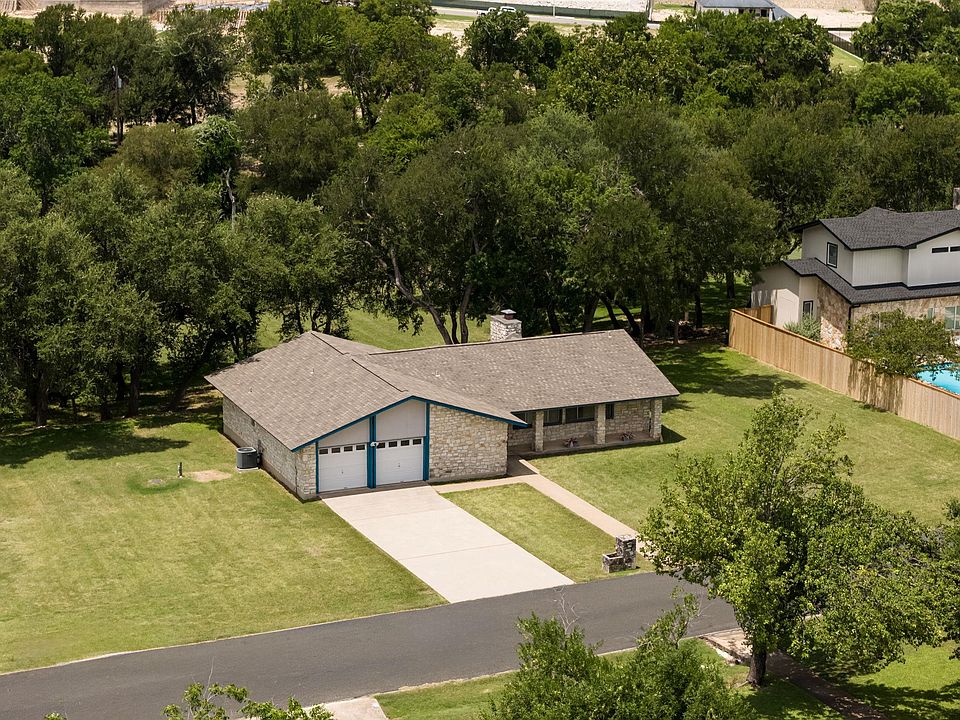 1st image of 1208 Brushy Bend Dr