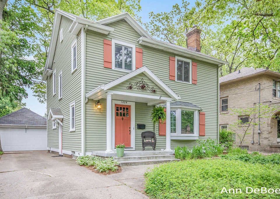1st image of 1224 Giddings Ave SE