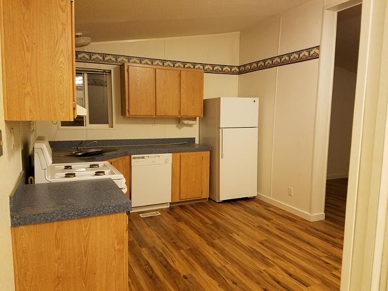 1st image of 138 Teakwood Dr