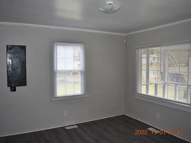 608 N 16th St — Photo 7
