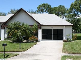 1276 Camelot Ct, Palm Harbor, FL 34684