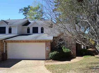 2112 Pink Flamingo Ln, Tallahassee, FL 32308