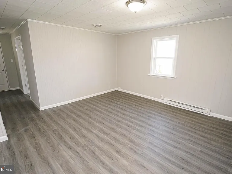 221 Branch St — Photo 14