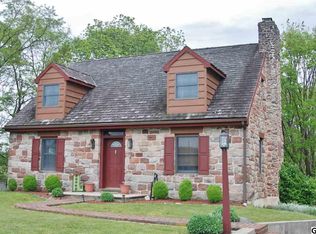 1404 Schwanger Rd, Mount Joy, PA 17552