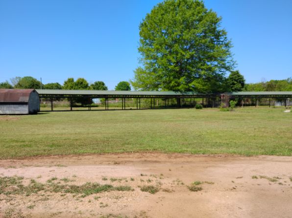 235 Big Six Farms Rd #D, Fort Valley, GA 31030