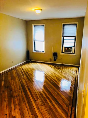 Rented by Royal House Realty, Inc. | media 2