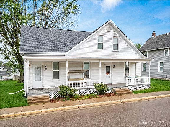 2nd image of 222 W Poplar St #224