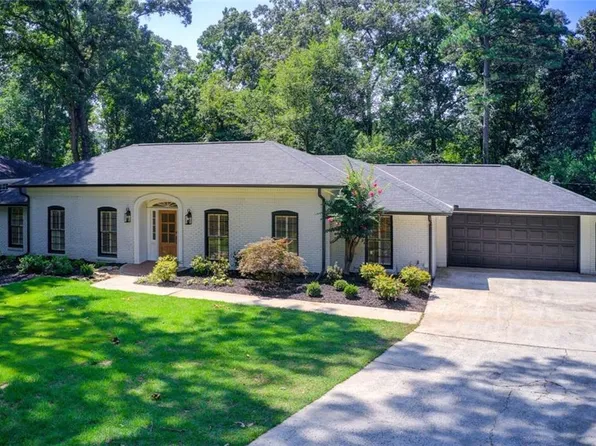 335 Franklin Road NE, Sandy Springs, GA 30342