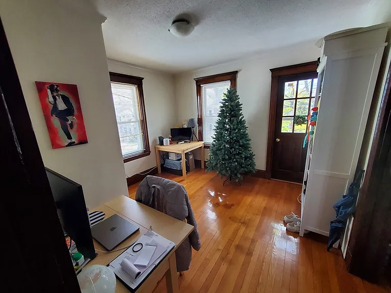 162 Beech St #2 — Photo 9