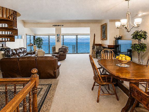 4th image of 475 Lakeshore Blvd #29