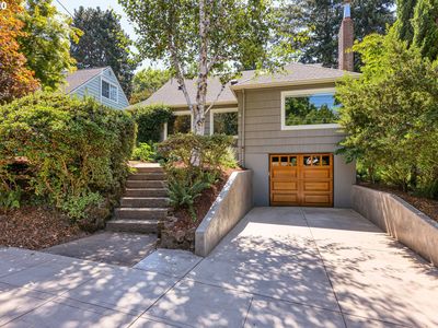 3716 SE Woodstock Blvd, Portland, OR, 97202