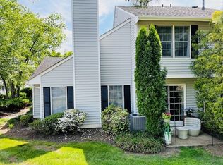164 Milkweed Ct, Three Bridges, NJ 08887