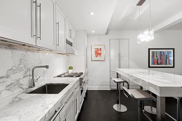 Rented by Compass | media 3