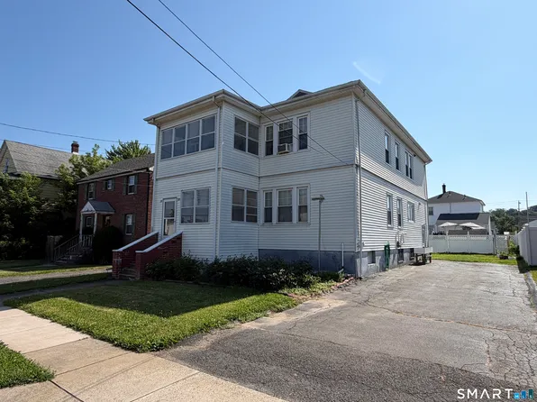 18-20 Abbotsford Avenue, West Hartford, CT 06110