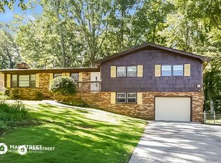 1545 Wildwood Dr, Acworth, GA 30102