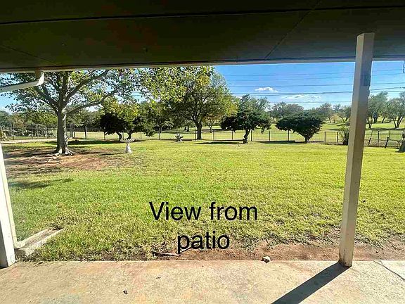 3rd image of 4620 NW Meadowbrook Dr