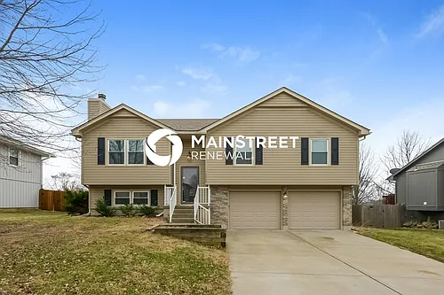 18425 E Arrowhead Ln Photo 1